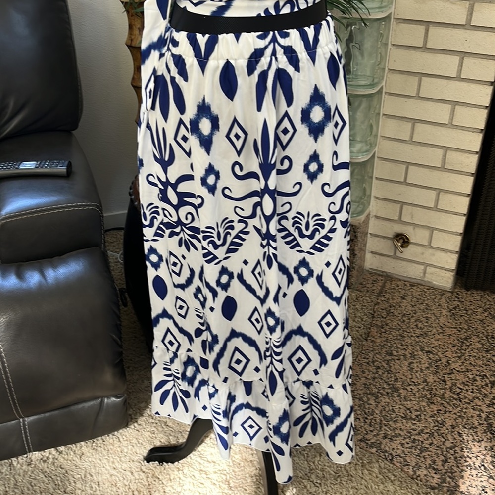 Two Piece Set - image 3